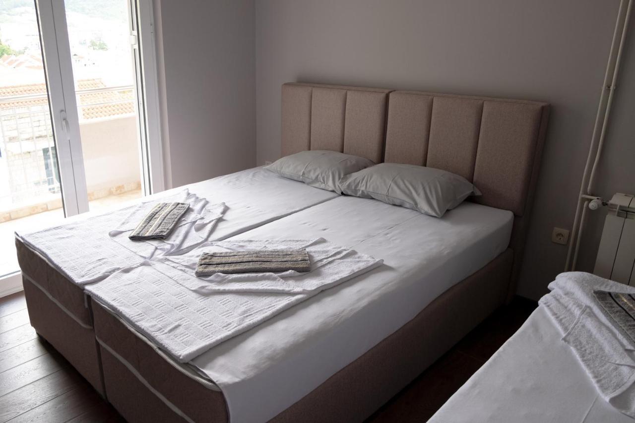 Guest House Mrvaljevic بودفا المظهر الخارجي الصورة